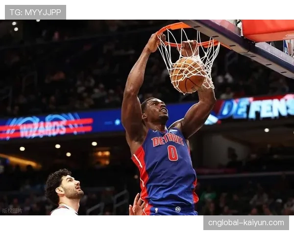 杜伦内线予取予求率活塞取胜 黄蜂受困失误防守漏洞明显 杜伦内线予取予求率活塞取胜 黄蜂受困失误防守漏洞明显